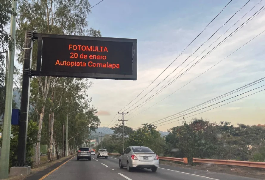 Fotomultas en autopista a Comalapa iniciarán el próximo 20 de enero