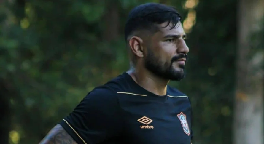 Ronald Acuña no continuará con Águila en el Clausura 2025