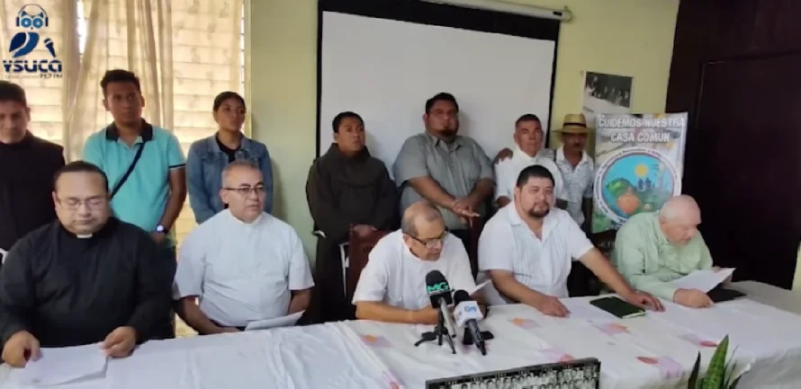 Sacerdotes lanzaron campaña "no a la minería" y pidieron a Bukele "reconsiderar" ley