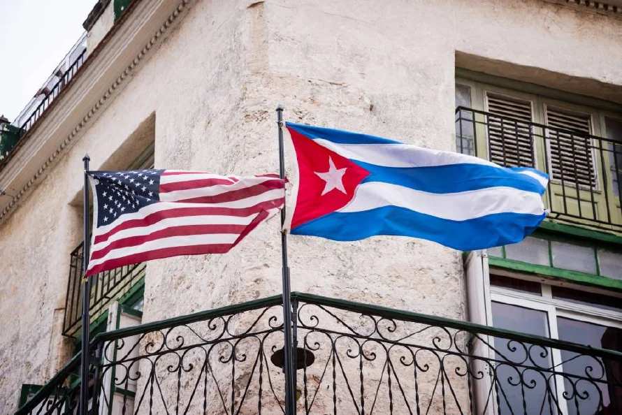 Cuba promete liberar a 553 presos después de que EEUU aligerara sanciones