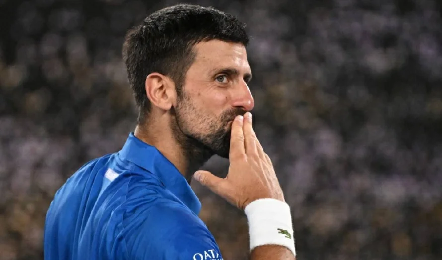 Djokovic avanza a tercera ronda y bate récord de Grand Slams en Australia