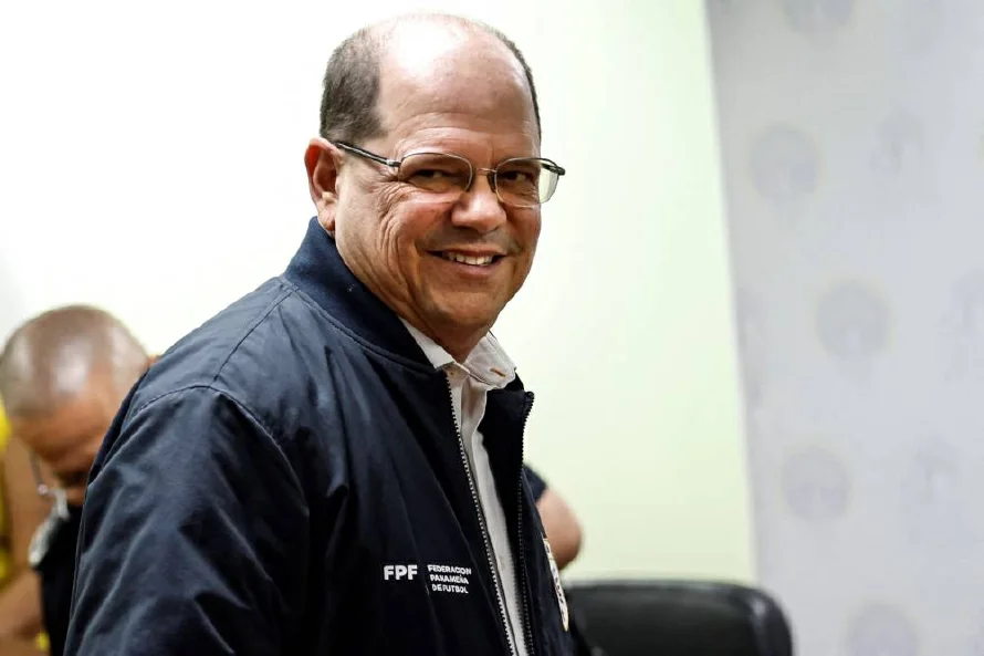 FIFA suspende a presidente de federación panameña por llamar "gorda" a una jugadora