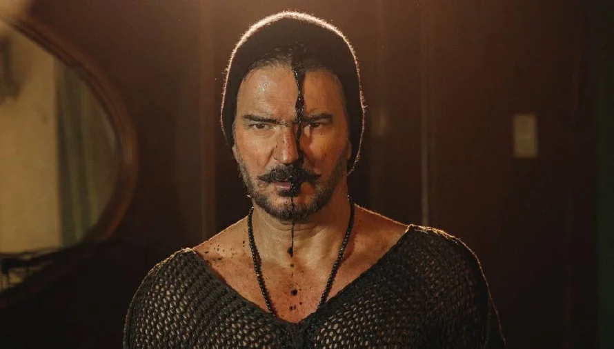 Ricardo Arjona lanza nuevo álbum "Seco" y su sencillo "Mujer"