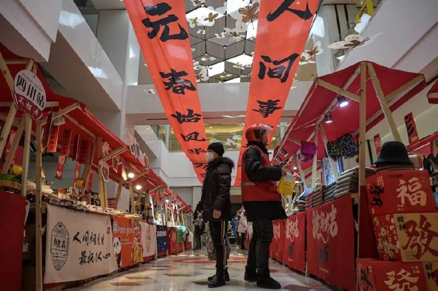 Las calles de Pekín se llenan de pesimismo por el freno económico: "No hay dinero"