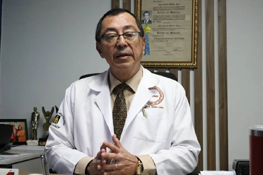 "Creemos que la dignidad del gremio se ha venido pisoteando": Dr. Iván Solano, candidato a presidente del Colegio Médico