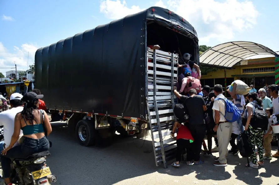 Embestida de guerrilla ELN eleva a 60 los muertos en frontera colombovenezolana