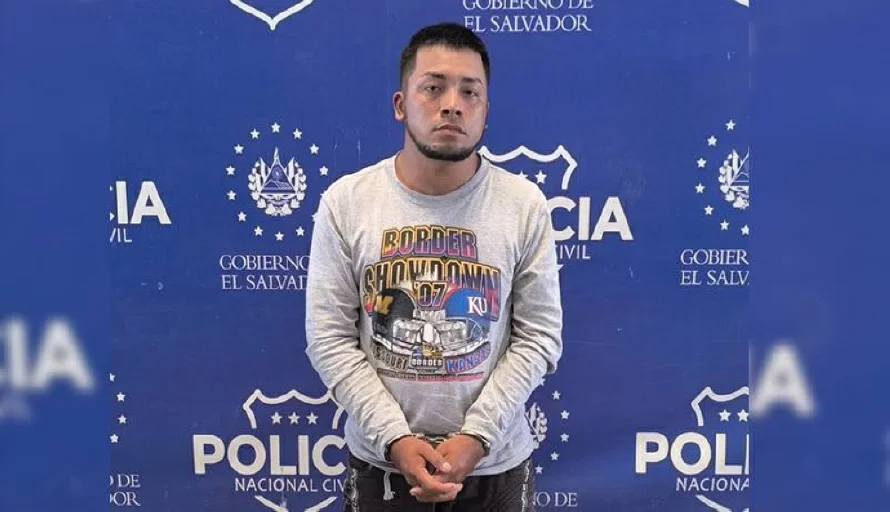 Capturan a supuesto pandillero del barrio 18 en San Salvador