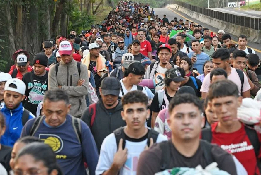 Decisión inaugural de Trump desata el llanto en la frontera México-EEUU