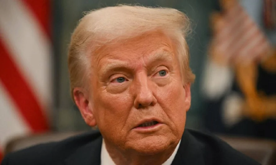 Trump amenaza recuperar Canal de Panamá y devuelve a Cuba a lista de terrorismo