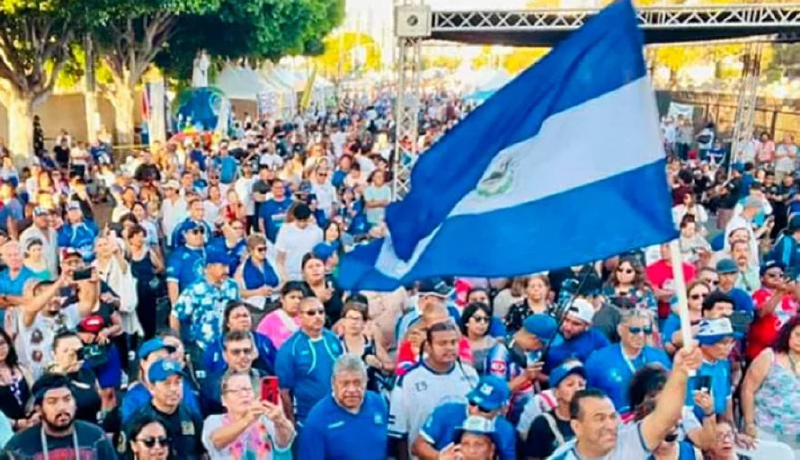 Analista prevé 500,000 salvadoreños deportados en dos años de la administración Trump