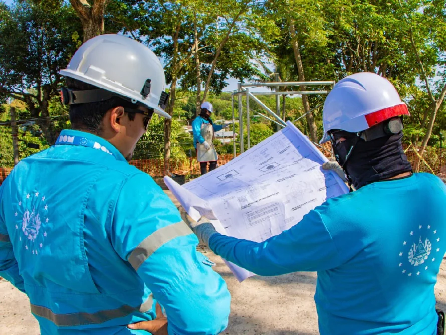 Facilitarán residencias a extranjeros contratados por la DOM: estas son las reglas