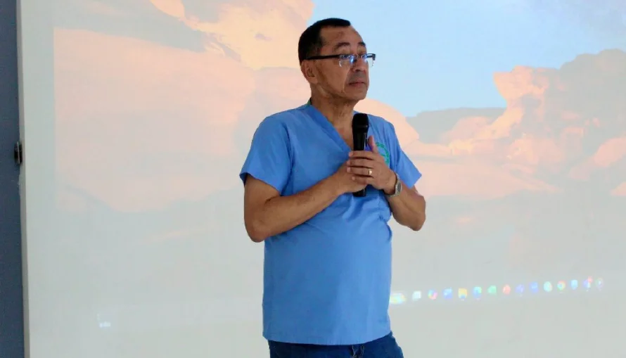 El Dr. Iván Solano Leiva es reelecto como presidente de Colegio Médico