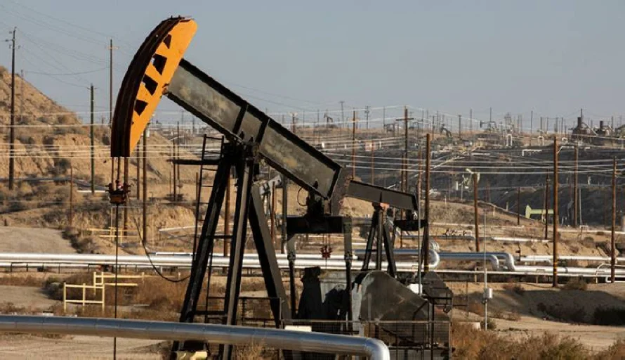 Trump quiere abrir el grifo del petróleo pero la industria podría calmar sus ansias