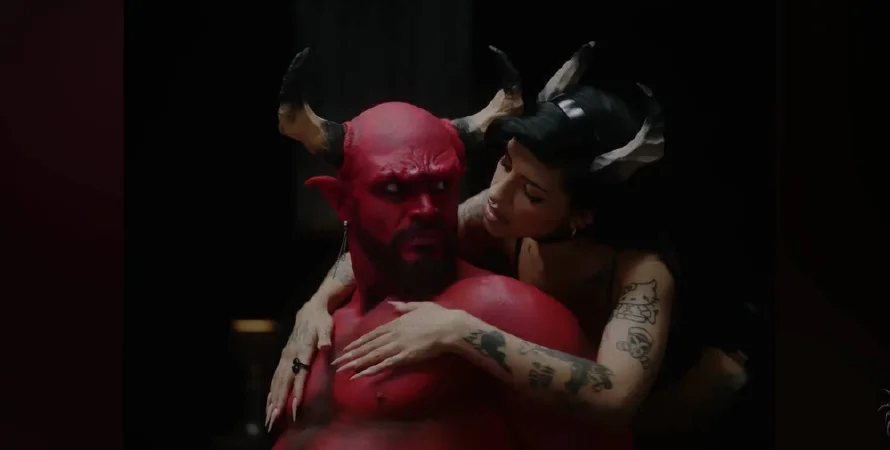 Cazzu juega con el diablo en nuevo video de venganza... ¿Dedicado a Nodal?