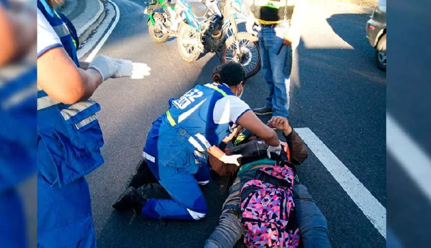 Motociclista resultó lesionado en un accidente de tránsito en carretera al puerto de La Libertad