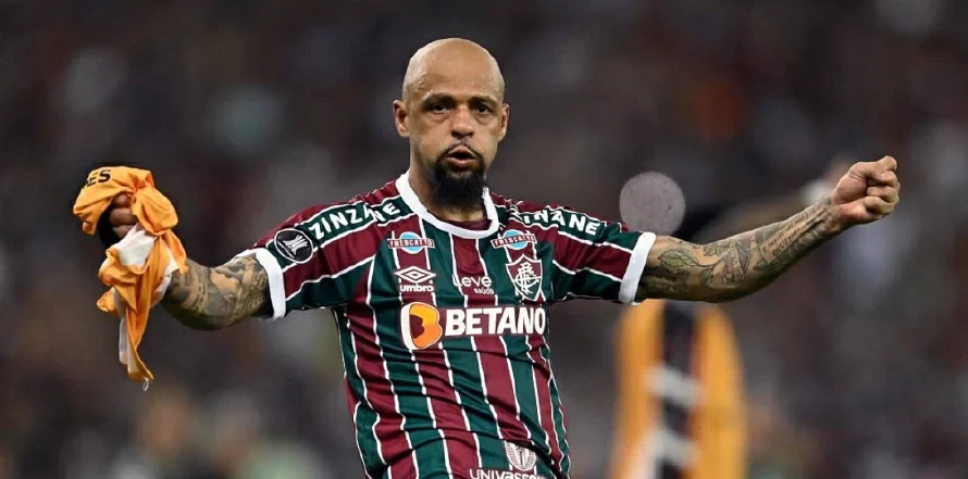 El brasileño Felipe Melo anuncia su retiro del fútbol