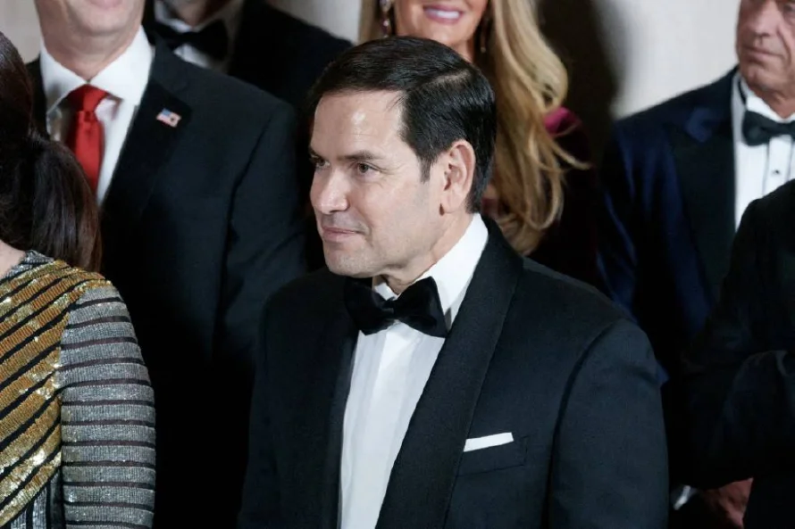Rubio expresa a su par chino "preocupaciones" por Taiwán y el Mar de China Meridional