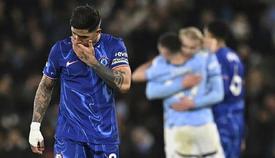 Arsenal sigue la estela del Liverpool, el City vuelve a zona Champions
