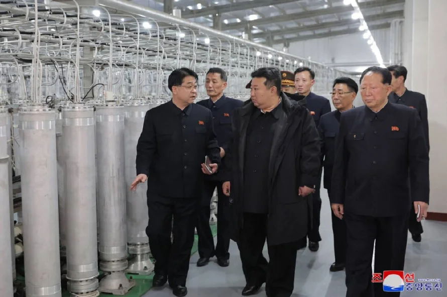Líder norcoreano asegura que su programa nuclear continuará "indefinidamente"