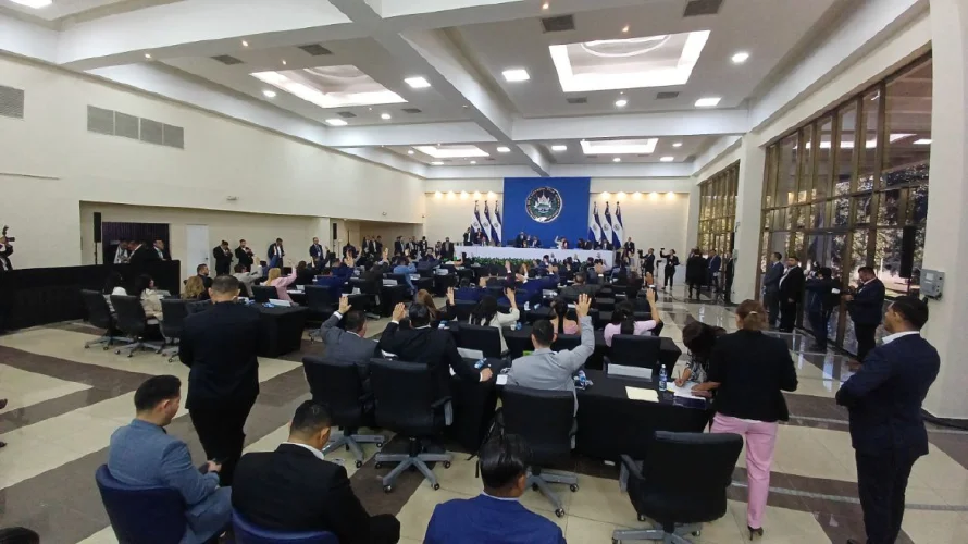 Ratifican acuerdo que permitirá que una sola Asamblea reforme la Constitución