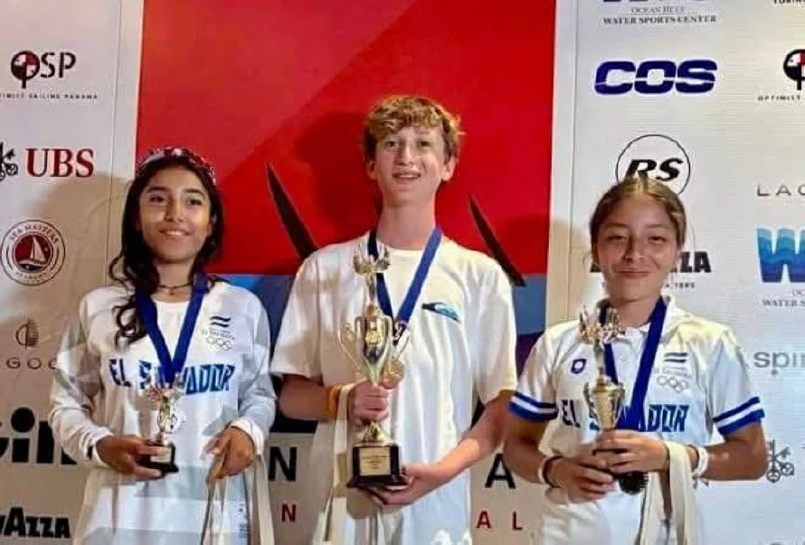 Vela: El Salvador consigue medallas en el Panamá International Regatta 2025