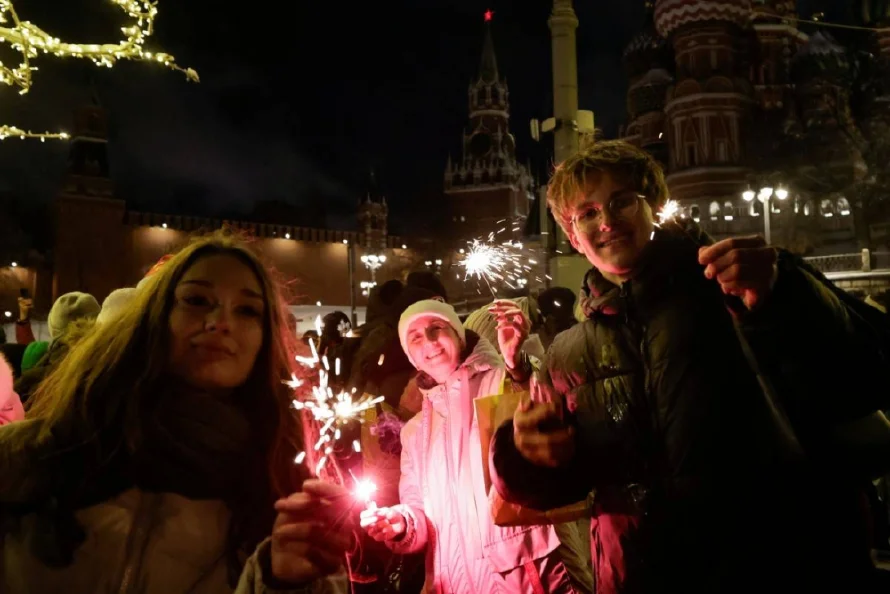 Habitantes de Moscú piden "paz en Ucrania" para 2025