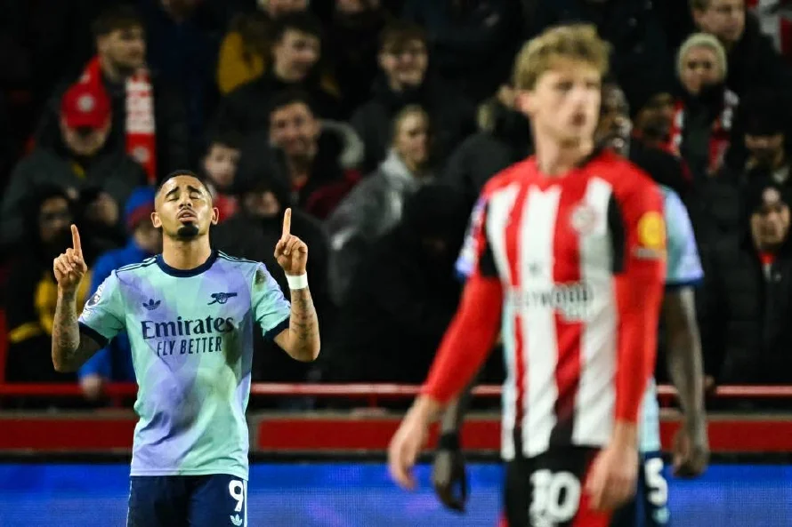 Arsenal arranca el año con una victoria 3-1 sobre el Brentford
