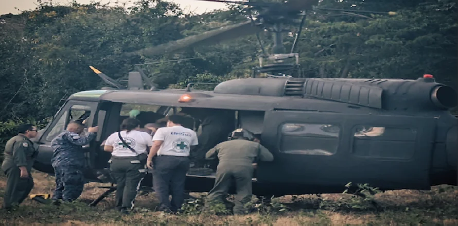 Cae helicóptero militar en Opico, sus cuatro tripulantes fueron trasladados a hospital