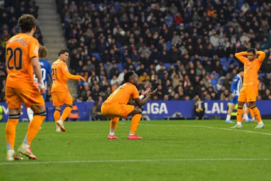 Real Madrid protesta contra un sistema arbitral "completamente desacreditado"