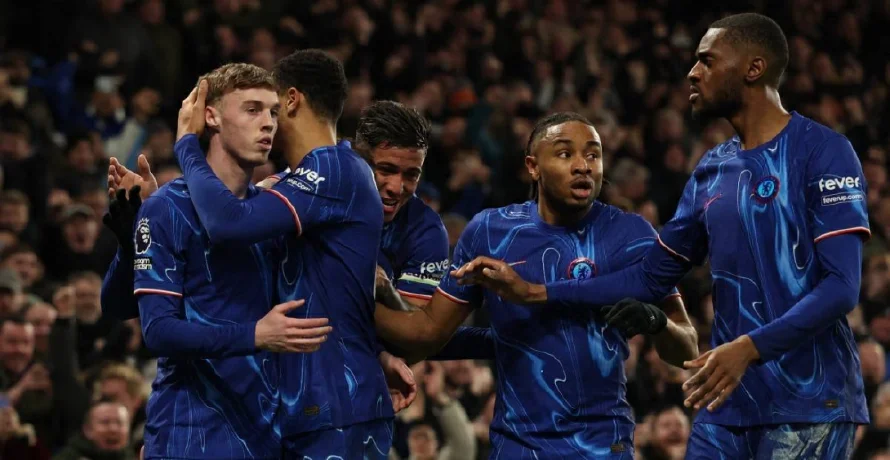 Chelsea se lleva derbi ante West Ham (2-1) y es cuarto en Premier League