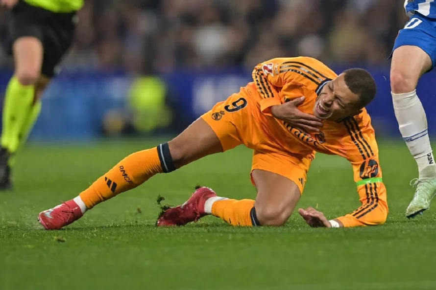 Mbappé no jugará ante el Leganés por un "hematoma en el gemelo"