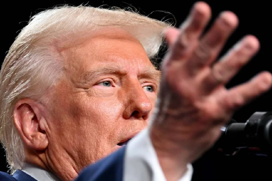 Con Trump, médicos y científicos se dividen entre "el pánico y la incertidumbre"