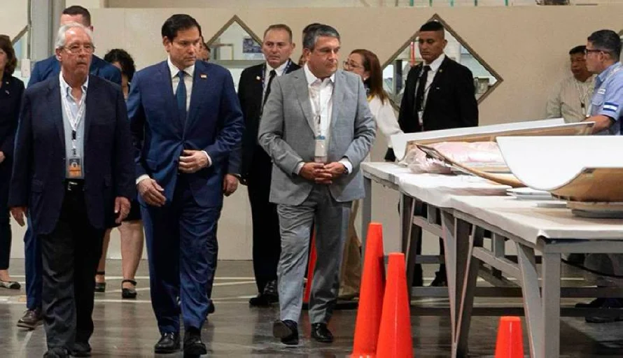Rubio pone de ejemplo a Aeroman para prevenir la migración y construir una "clase media"
