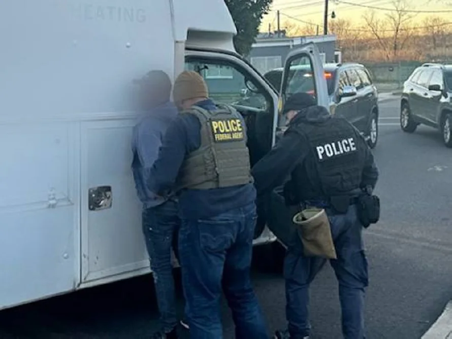 EEUU detiene a salvadoreño, un migrante irregular, tras haber cumplido condena por secuestro y robo