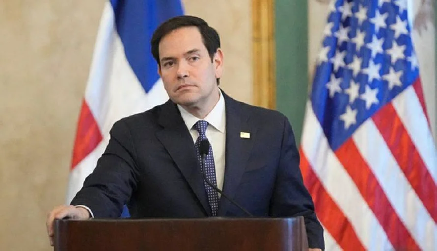 Rubio, la figura bilingüe y el doble lenguaje del "EEUU primero" de Trump