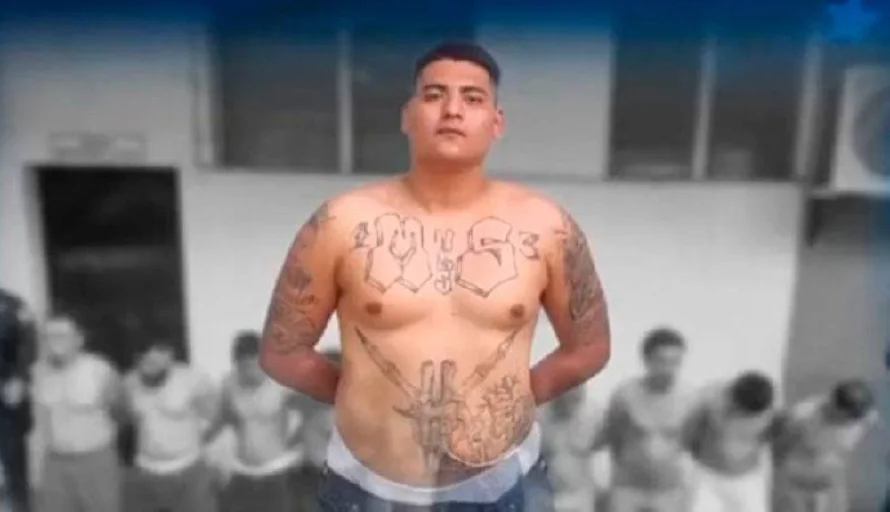 Extraditan desde EEUU a 10 pandilleros de la MS