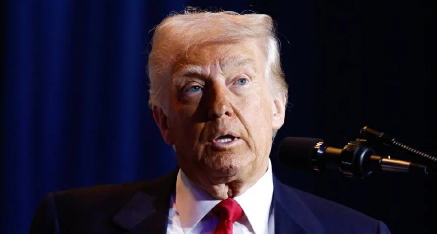 Trump asistirá al Super Bowl en su operación de reconquistar el deporte