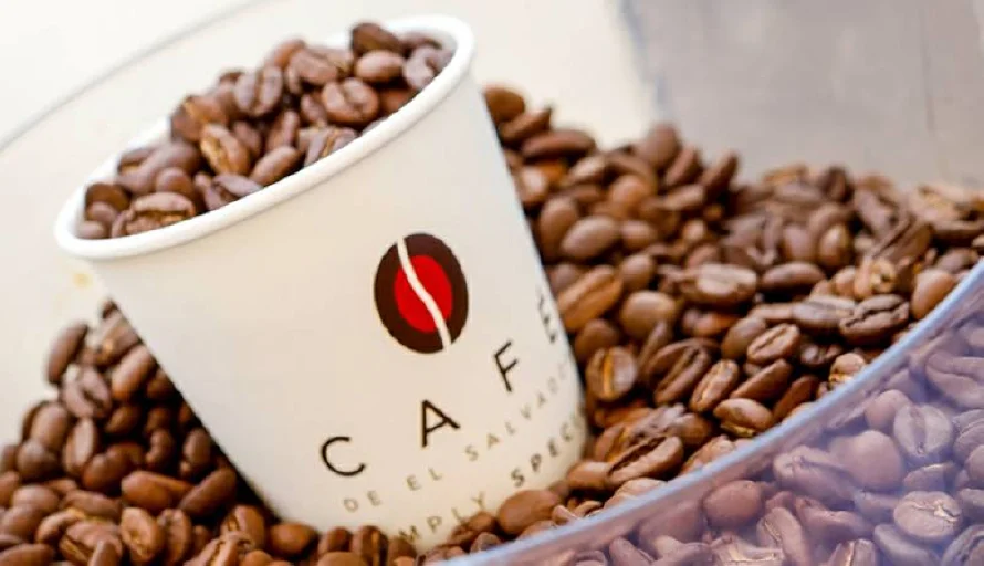 Con el precio histórico del café en la bolsa, ¿subirá para los salvadoreños?