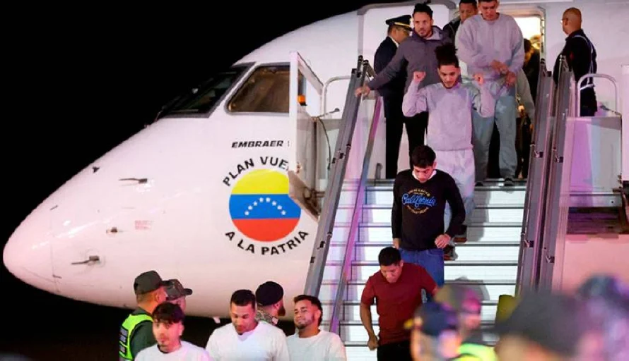 Llega a Venezuela primer grupo de 190 deportados desde Estados Unidos