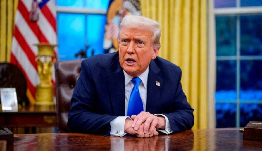 Trump arremete contra los "jueces politizados" que obstaculizan sus decisiones