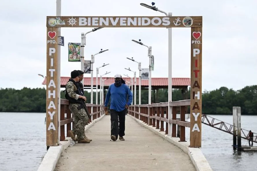 En la costa ecuatoriana, las bandas de narcotráfico siguen operando con impunidad