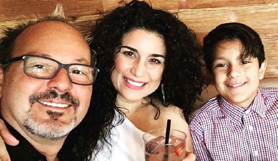 La cantante Karina anuncia separación del que fue su esposo por 26 años