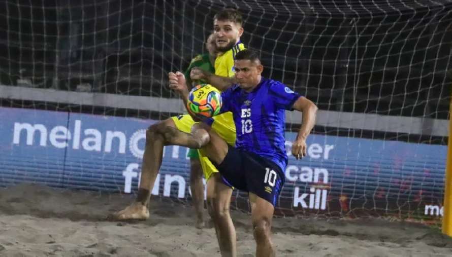 Selecta Masculina vence 3-1 en penales a Ucrania en su primer partido de la Beach Soccer Cup 2025