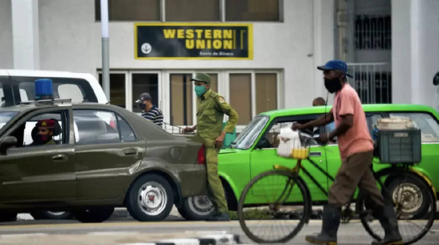 ¿La suspensión de remesas por Western Union afecta al cubano de a pie?