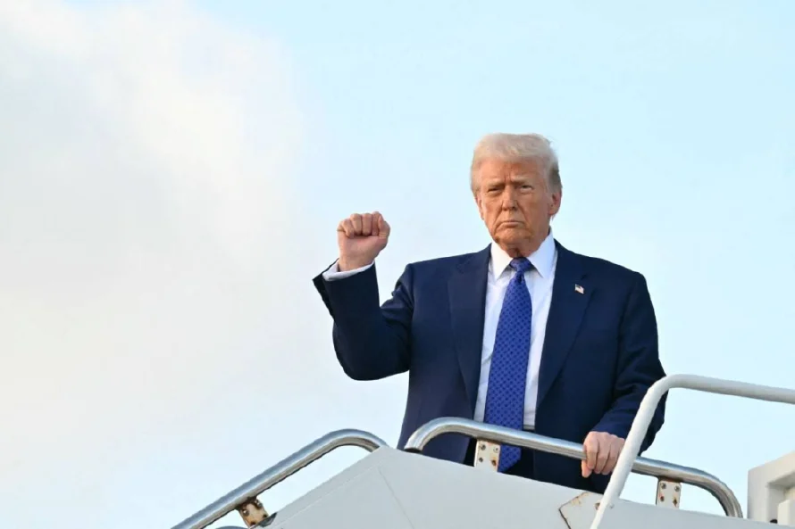 Trump recurre a Corte Suprema para despedir a un alto funcionario