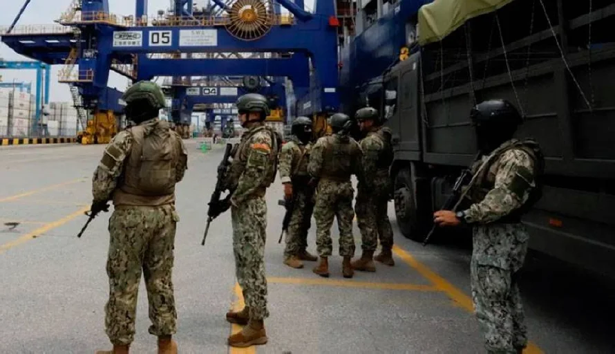 Siete muertos deja ataque armado en puerto ecuatoriano acosado por el narco