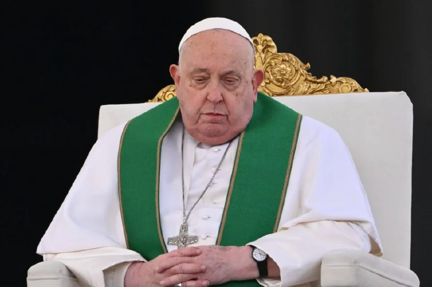 El Vaticano cancela los compromisos del papa, hospitalizado, para este fin de semana