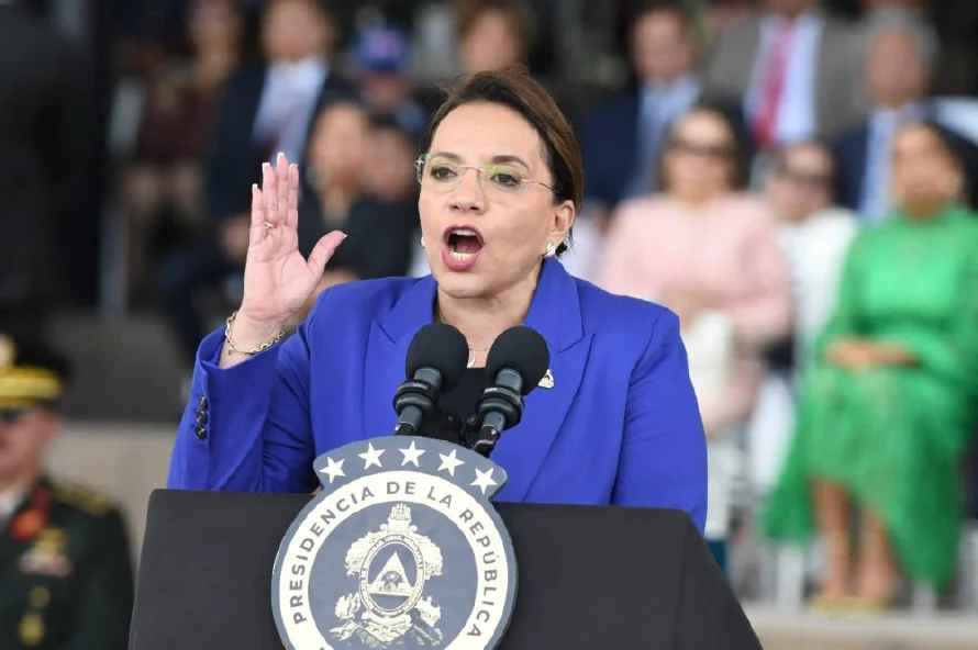 Honduras acuerda con gobierno de Trump continuar extradiciones
