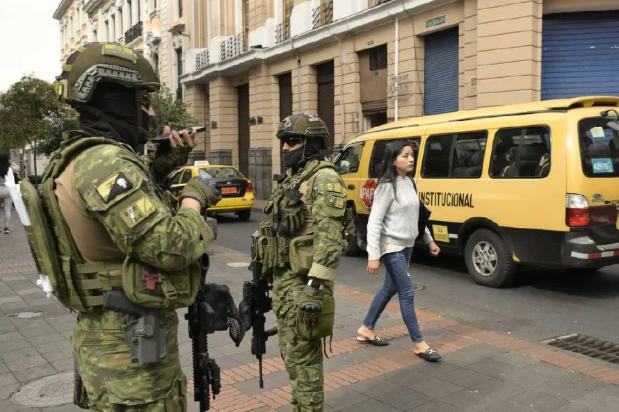 Noboa dice que bandas narco mueven $30 mil millones al año en Ecuador