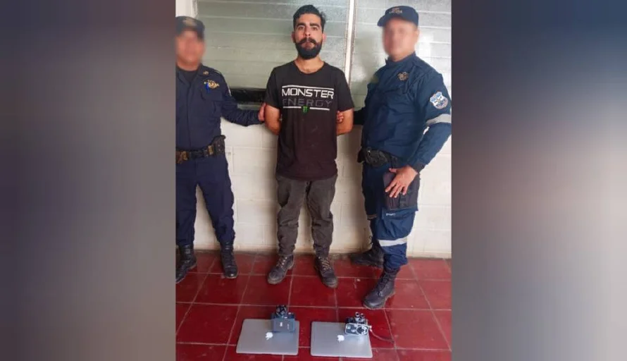 Capturan a sujeto acusado de hurtar dos laptops y dos cámaras fotográficas en la San Benito